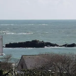 Le Stoubenn, Raffine Et Chaleureux Concarneau