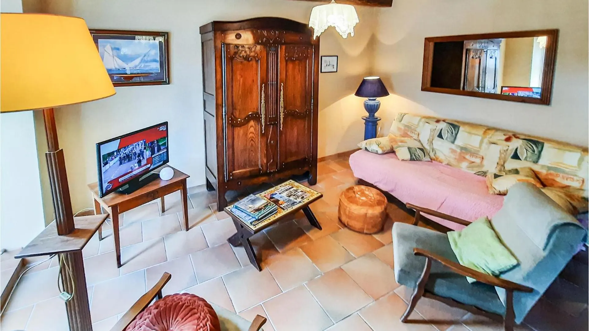 2 Bedroom Lovely Home In Concarneau France