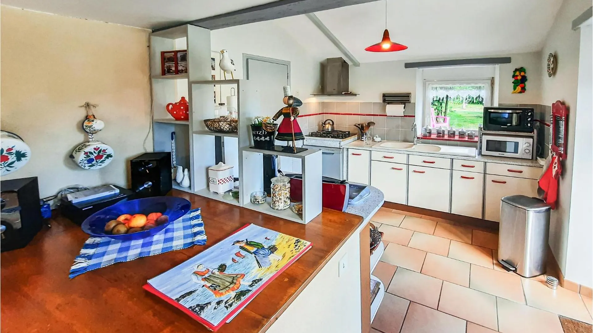 Holiday home 2 Bedroom Lovely Home In Concarneau France